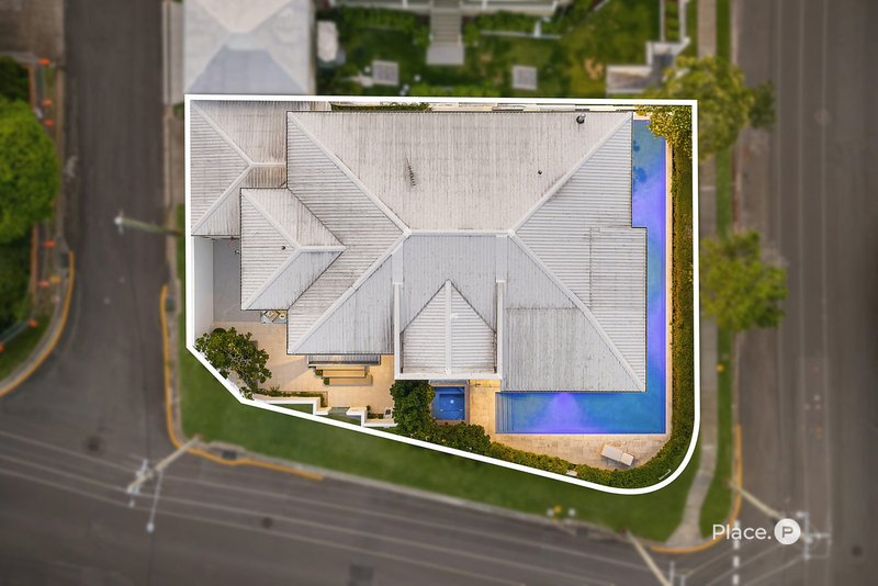 Photo - 76 Eldernell Terrace, Hamilton QLD 4007 - Image 26