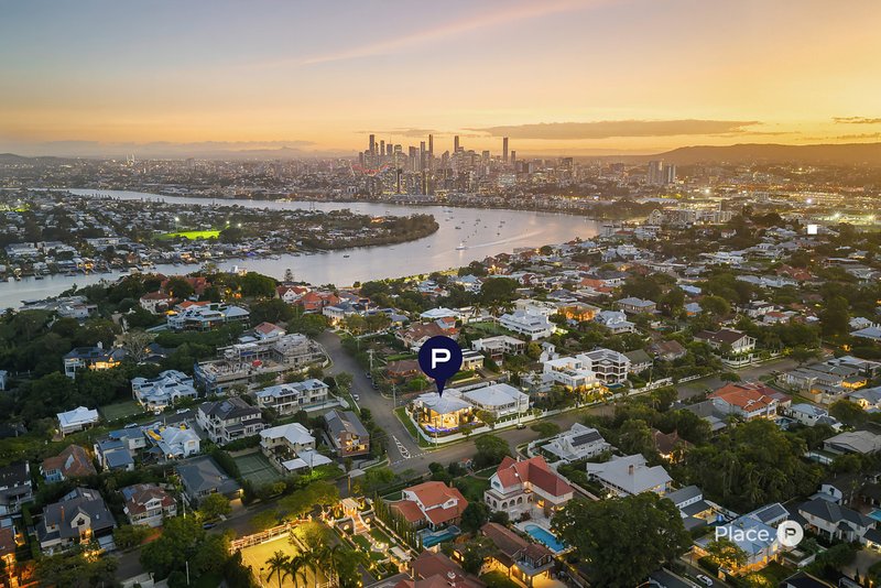 Photo - 76 Eldernell Terrace, Hamilton QLD 4007 - Image 33