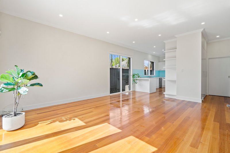 Photo - 76 Elwood Street, Brighton VIC 3186 - Image 16