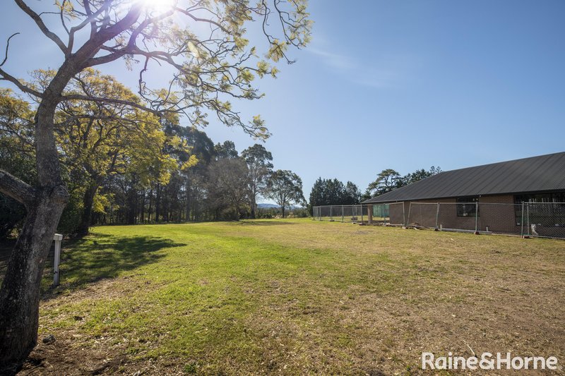 Photo - 76 Emerald Drive, Meroo Meadow NSW 2540 - Image 7