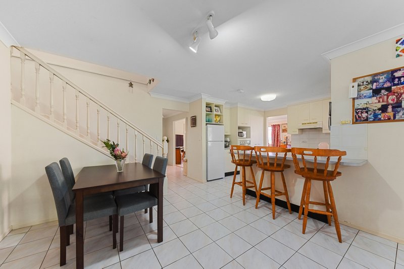 Photo - 76 Enbrook Street, Bracken Ridge QLD 4017 - Image 7