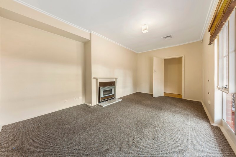 Photo - 76 Fairview Terrace, Clearview SA 5085 - Image 4