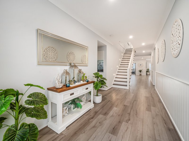 Photo - 76 Fraser Drive, Burpengary East QLD 4505 - Image 2