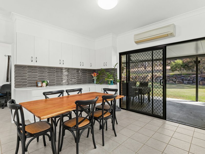 Photo - 76 Gilchrist Road, Rosehill QLD 4370 - Image 7
