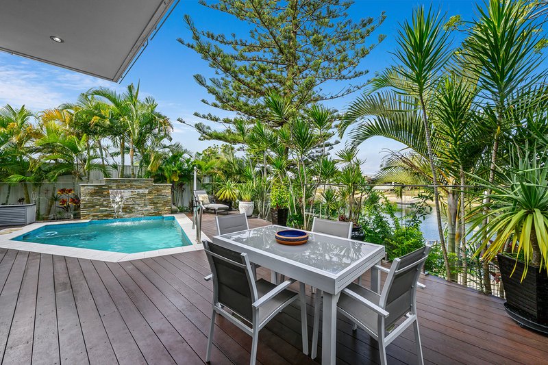 Photo - 76 Gretel Drive, Mermaid Waters QLD 4218 - Image 21