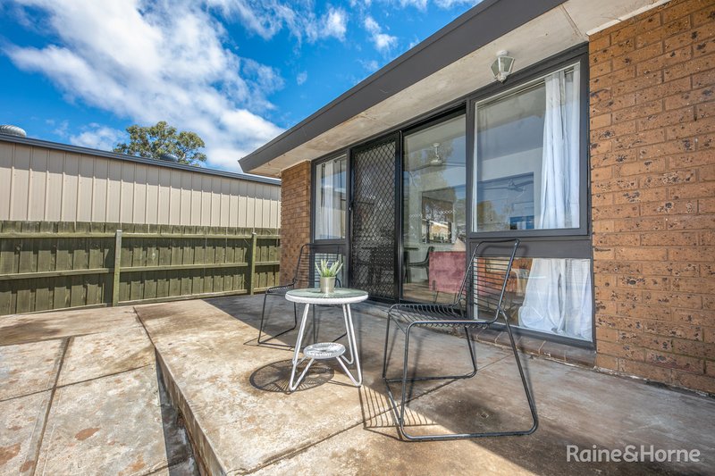 Photo - 76 Higgins Avenue, Sunbury VIC 3429 - Image 16