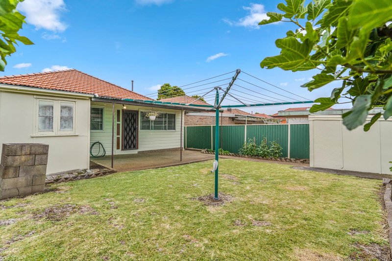 Photo - 76 Holden Street, Ashfield NSW 2131 - Image 7