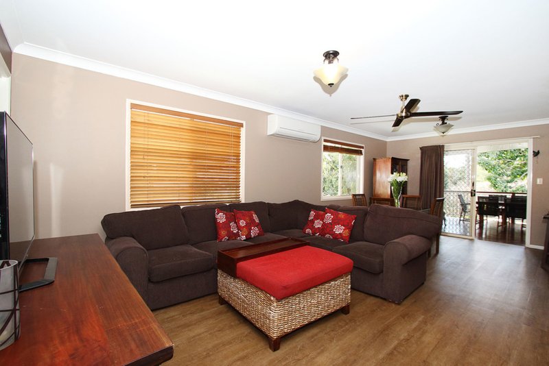 Photo - 76 Holland Road, Holland Park QLD 4121 - Image 5