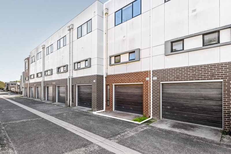 Photo - 7/6 Huckson Street, Dandenong VIC 3175 - Image 13