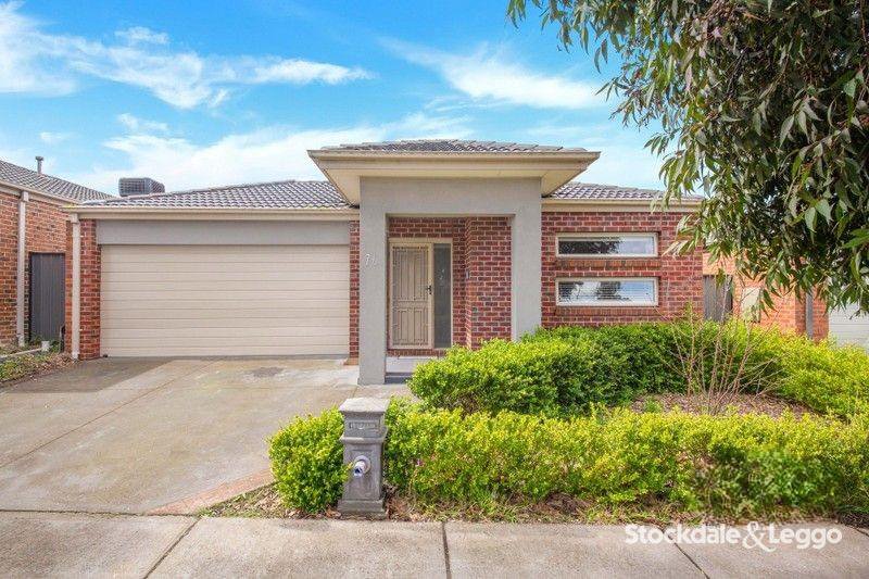 76 Huntington Drive, Craigieburn VIC 3064