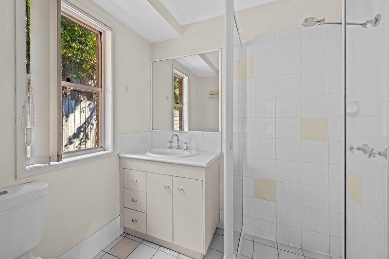 Photo - 76 Kays Road, The Gap QLD 4061 - Image 11