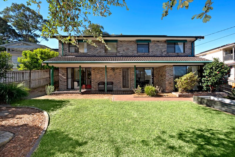 Photo - 76 Kens Road, Frenchs Forest NSW 2086 - Image 1