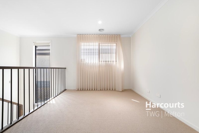 Photo - 76 Kirkpatrick Boulevard, Truganina VIC 3029 - Image 14