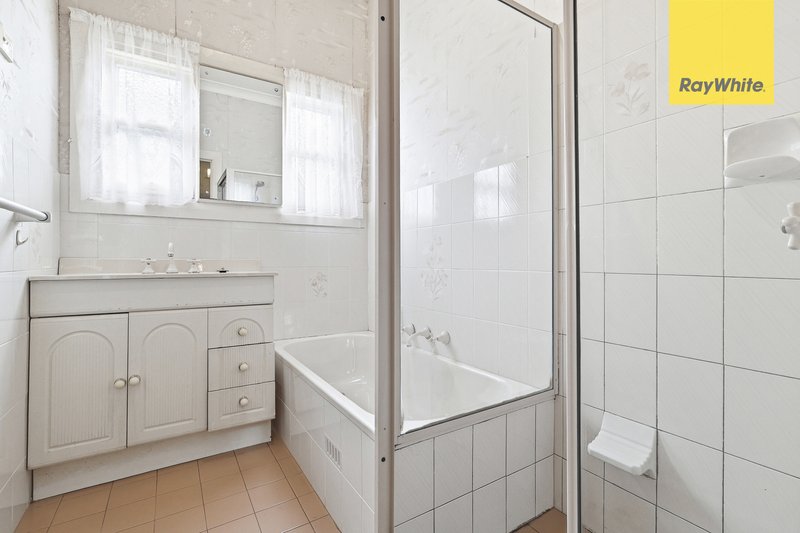 Photo - 76 Kleins Road, Northmead NSW 2152 - Image 14