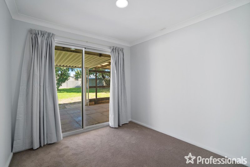 Photo - 76 Kurrajong Road, Safety Bay WA 6169 - Image 11