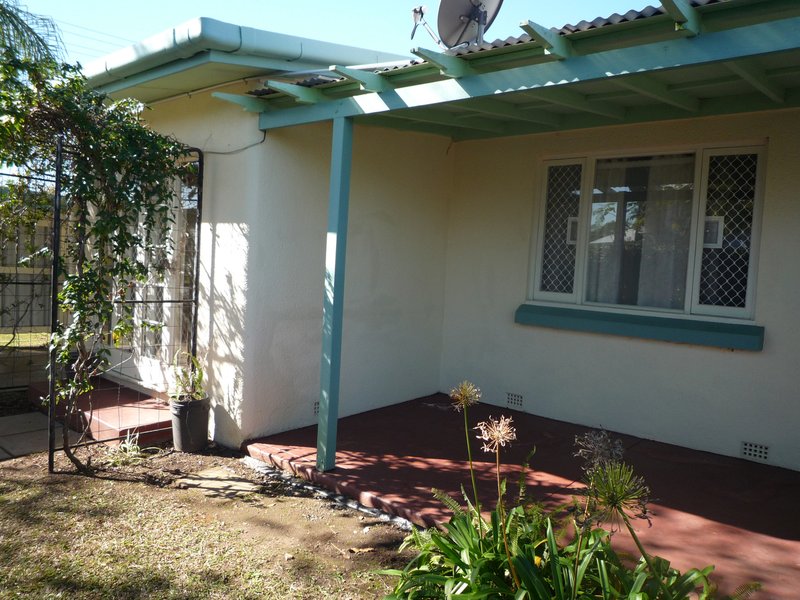 Photo - 76 Laura Street, Clontarf QLD 4019 - Image 1