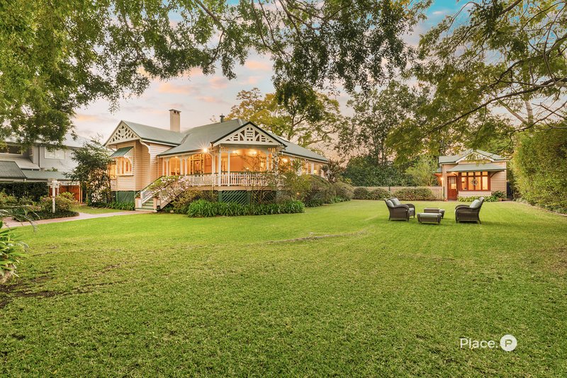 Photo - 76 Laurel Avenue, Chelmer QLD 4068 - Image 1