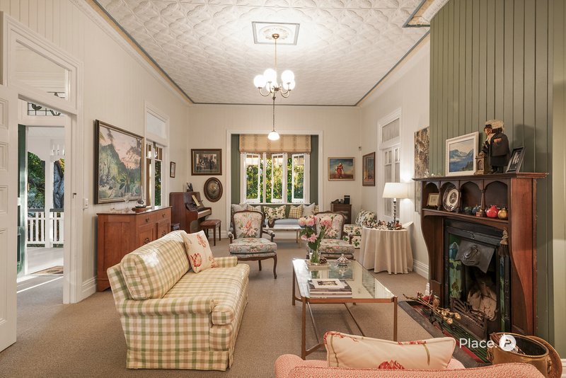 Photo - 76 Laurel Avenue, Chelmer QLD 4068 - Image 12