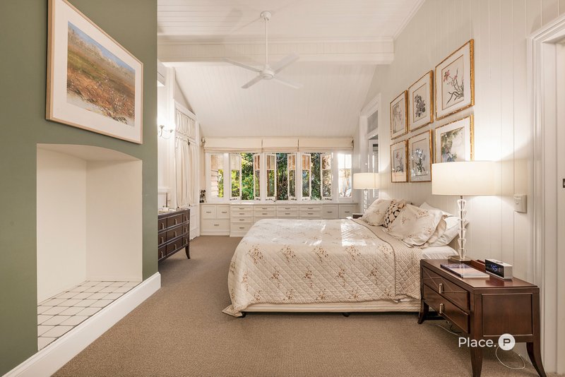 Photo - 76 Laurel Avenue, Chelmer QLD 4068 - Image 16