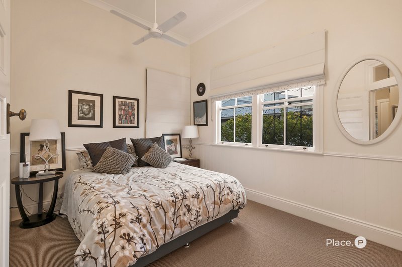 Photo - 76 Laurel Avenue, Chelmer QLD 4068 - Image 20