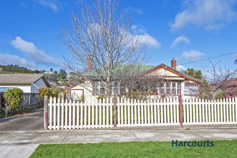 Photo - 76 Leven Street, Ulverstone TAS 7315 - Image 5