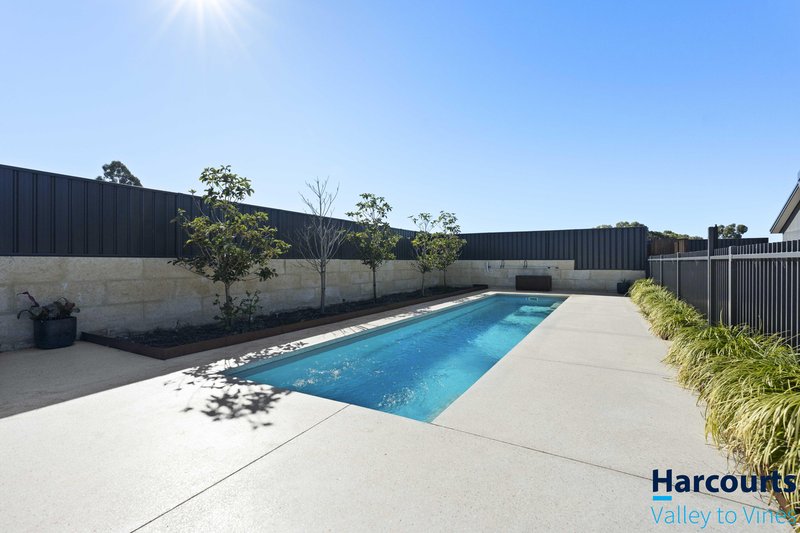 Photo - 76 Limousin Way, Lower Chittering WA 6084 - Image 30