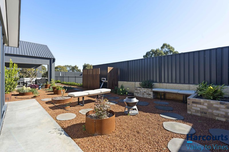 Photo - 76 Limousin Way, Lower Chittering WA 6084 - Image 33