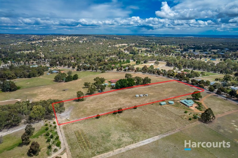 Photo - 76 Limousin Way, Lower Chittering WA 6084 - Image 20