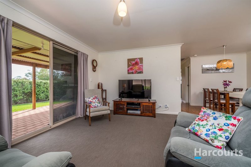 Photo - 76 Littleham Loop, Quinns Rocks WA 6030 - Image 6