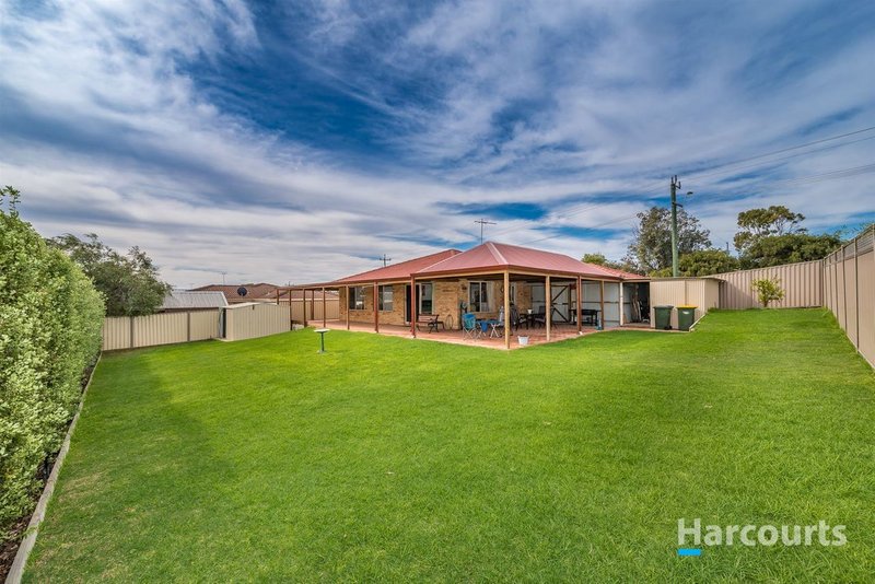 Photo - 76 Littleham Loop, Quinns Rocks WA 6030 - Image 19