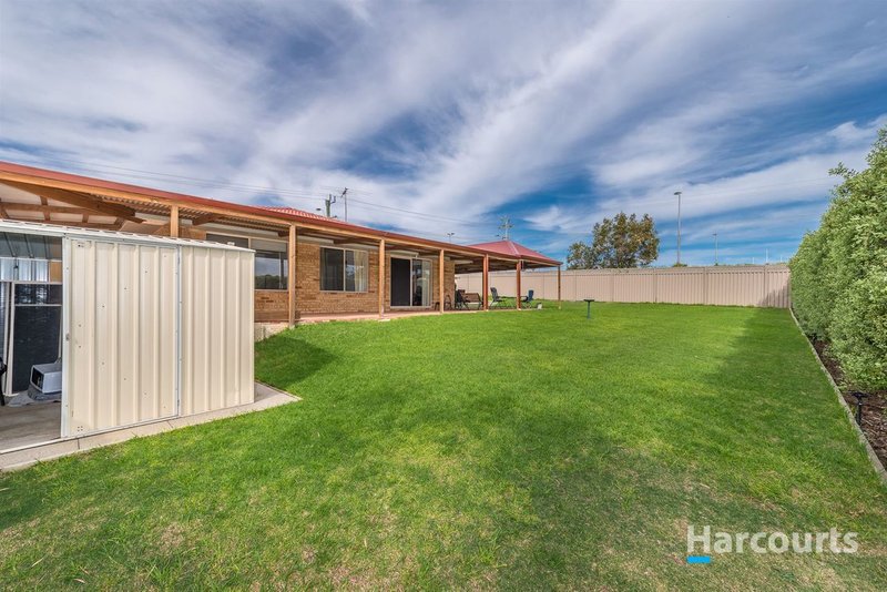 Photo - 76 Littleham Loop, Quinns Rocks WA 6030 - Image 20