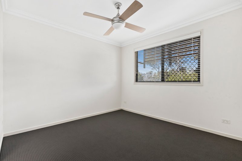 Photo - 76 Lockrose Street, Mitchelton QLD 4053 - Image 9