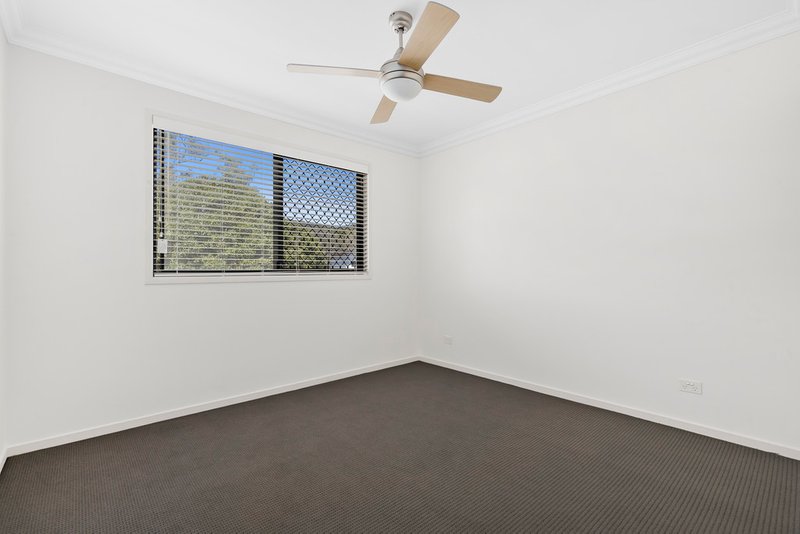 Photo - 76 Lockrose Street, Mitchelton QLD 4053 - Image 10