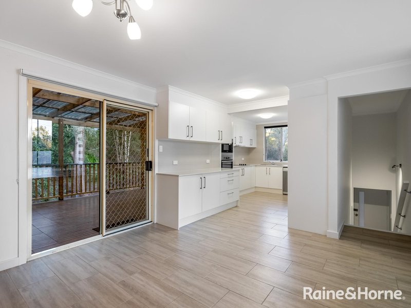 Photo - 76 Lushington Street, East Gosford NSW 2250 - Image 5