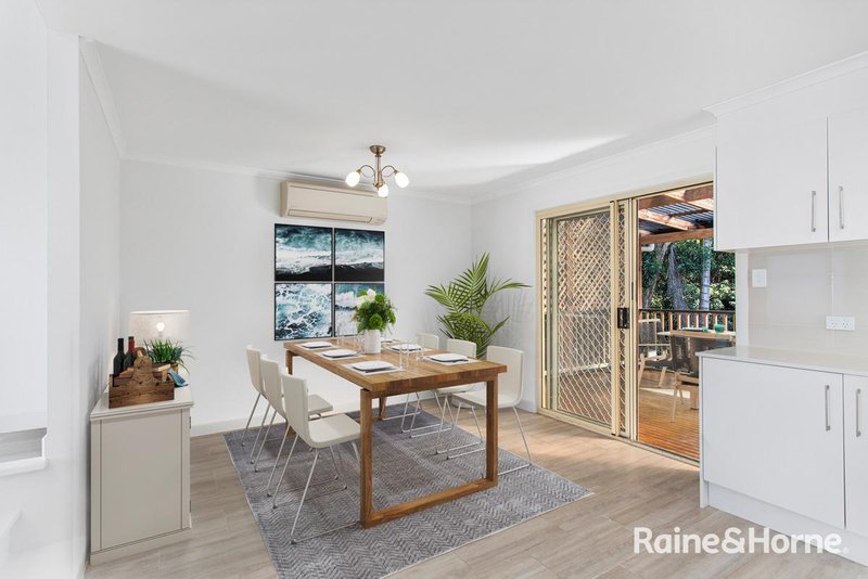 Photo - 76 Lushington Street, East Gosford NSW 2250 - Image 6