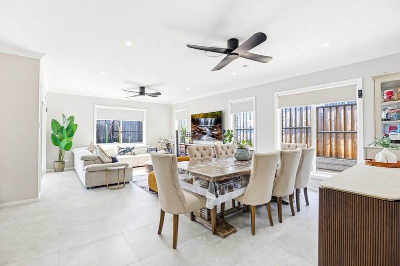 Photo - 76 Magic Street, Vineyard NSW 2765 - Image 3