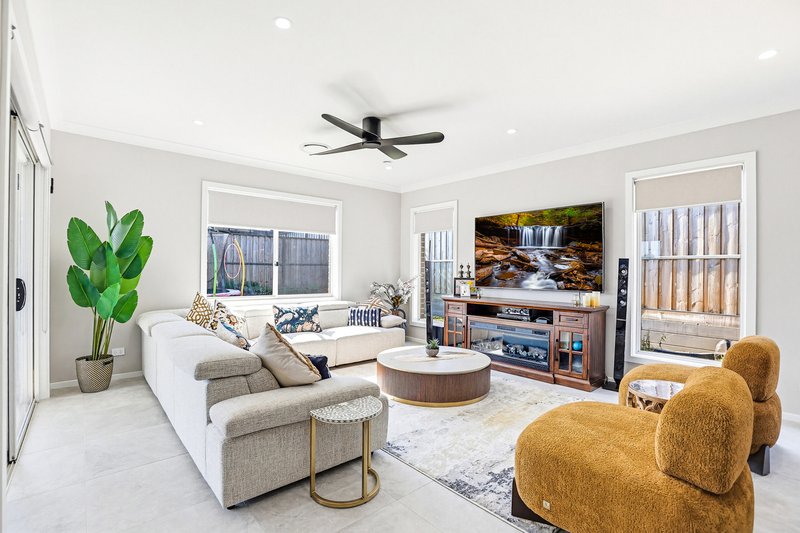 Photo - 76 Magic Street, Vineyard NSW 2765 - Image 6