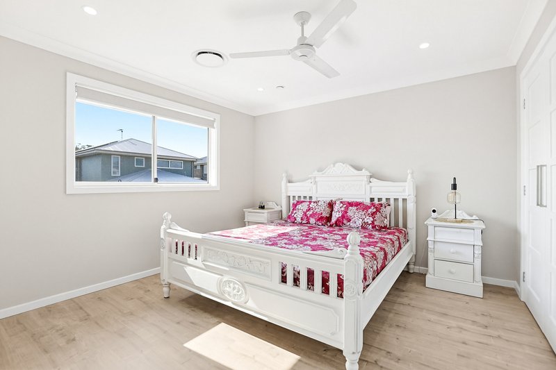 Photo - 76 Magic Street, Vineyard NSW 2765 - Image 11