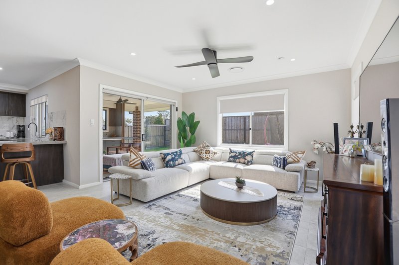 Photo - 76 Magic Street, Vineyard NSW 2765 - Image 18