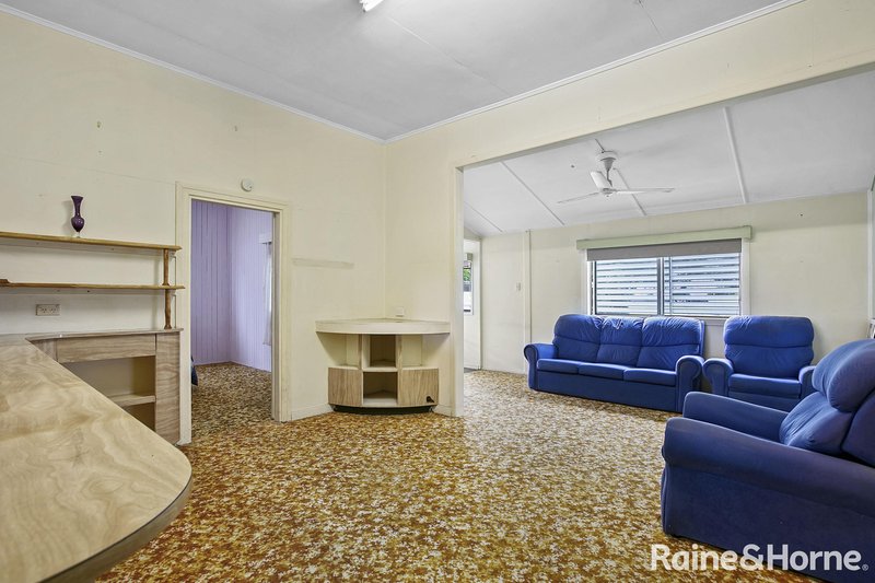 Photo - 76 Maple Street, Cooroy QLD 4563 - Image 5