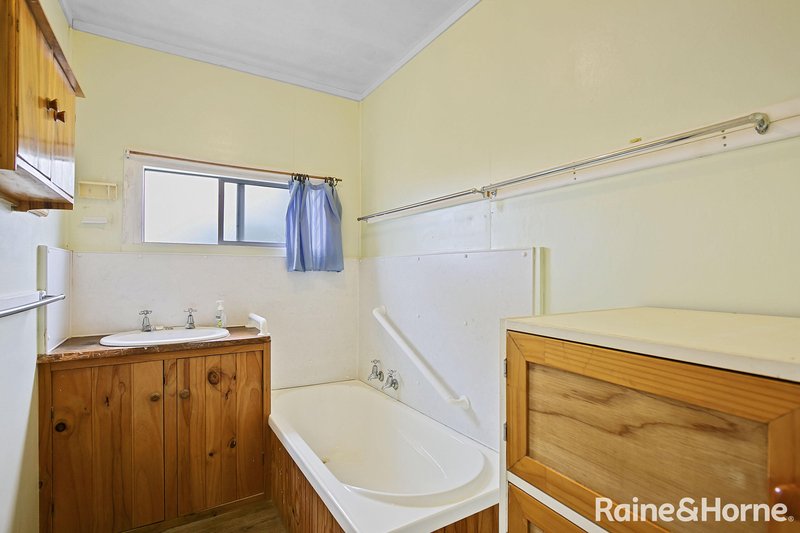 Photo - 76 Maple Street, Cooroy QLD 4563 - Image 9