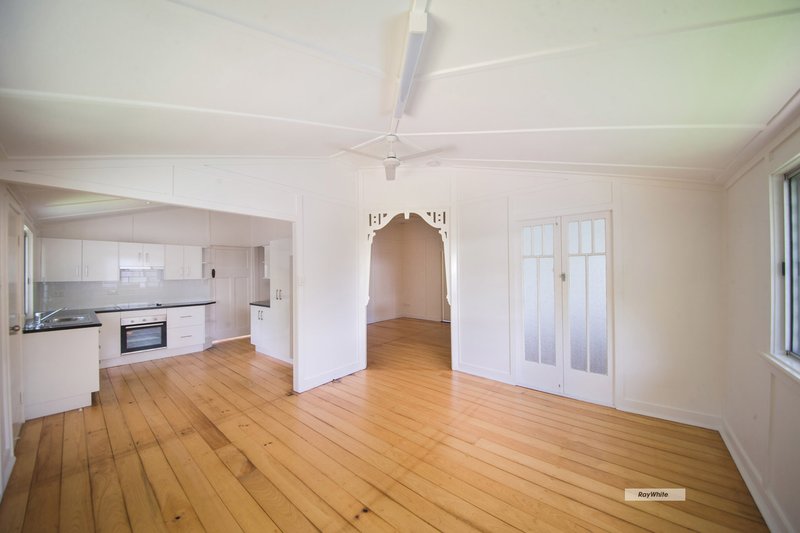 Photo - 76 Mckean Street, Berserker QLD 4701 - Image 3