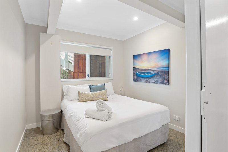 Photo - 76 Mooloomba Road, Point Lookout QLD 4183 - Image 6