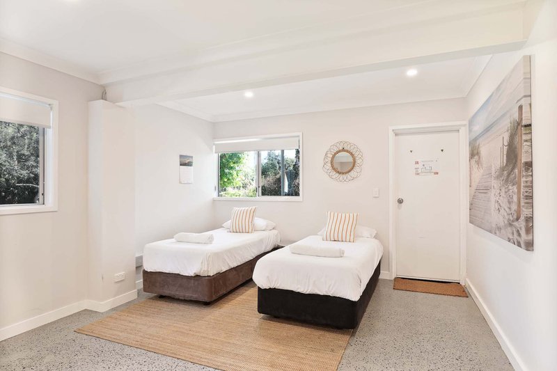 Photo - 76 Mooloomba Road, Point Lookout QLD 4183 - Image 7
