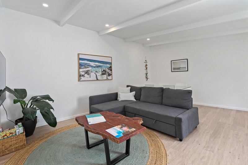 Photo - 76 Mooloomba Road, Point Lookout QLD 4183 - Image 18