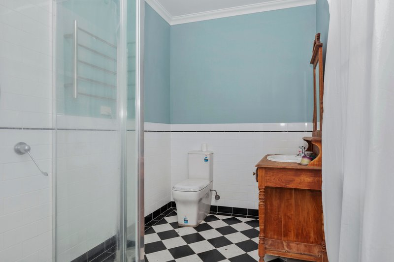 Photo - 76 Mort Street, Lithgow NSW 2790 - Image 2