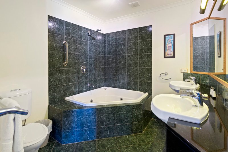 Photo - 7/6 Orana Street, Airlie Beach QLD 4802 - Image 9