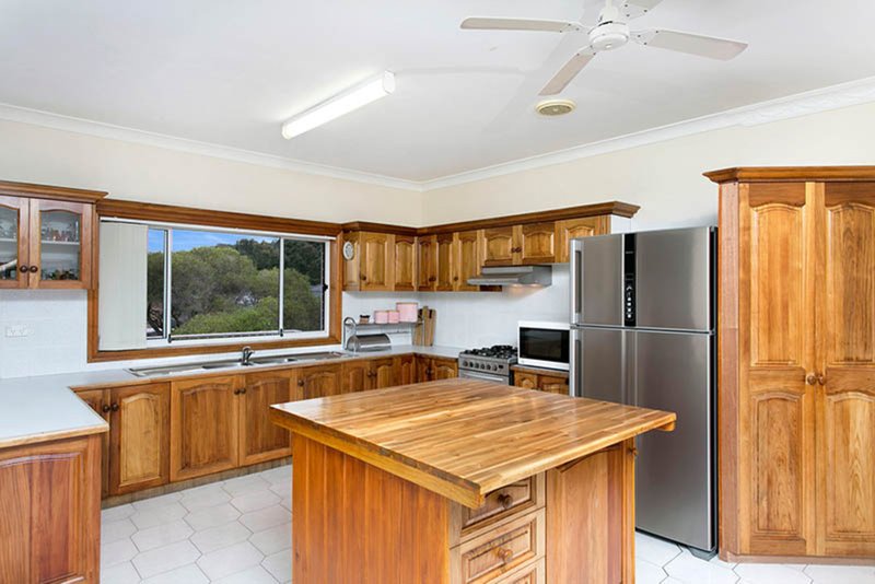 Photo - 76 Parklands Drive, Shellharbour NSW 2529 - Image 2