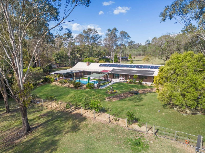 76 Poplar Street, Walloon QLD 4306