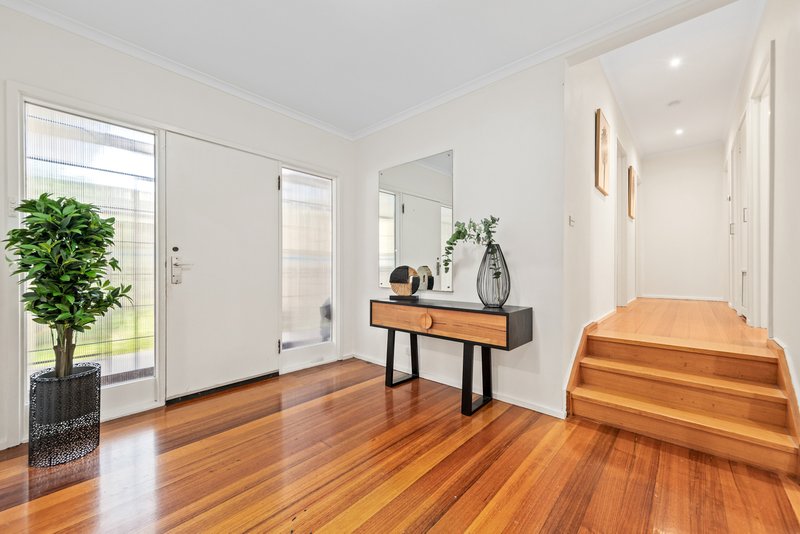 Photo - 76 Rathmullen Quadrant, Doncaster VIC 3108 - Image 12